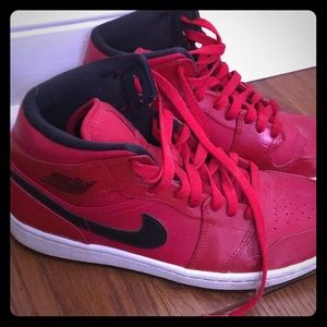 Retro Jordan 1 gym red